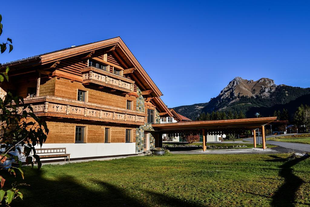 Sonn Alpin - Ferienwohnungen Grän Exteriér fotografie