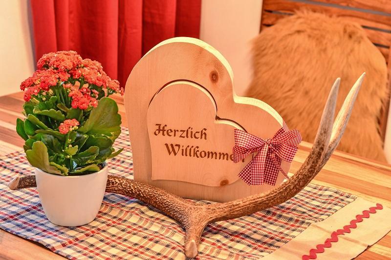 Sonn Alpin - Ferienwohnungen Grän Exteriér fotografie